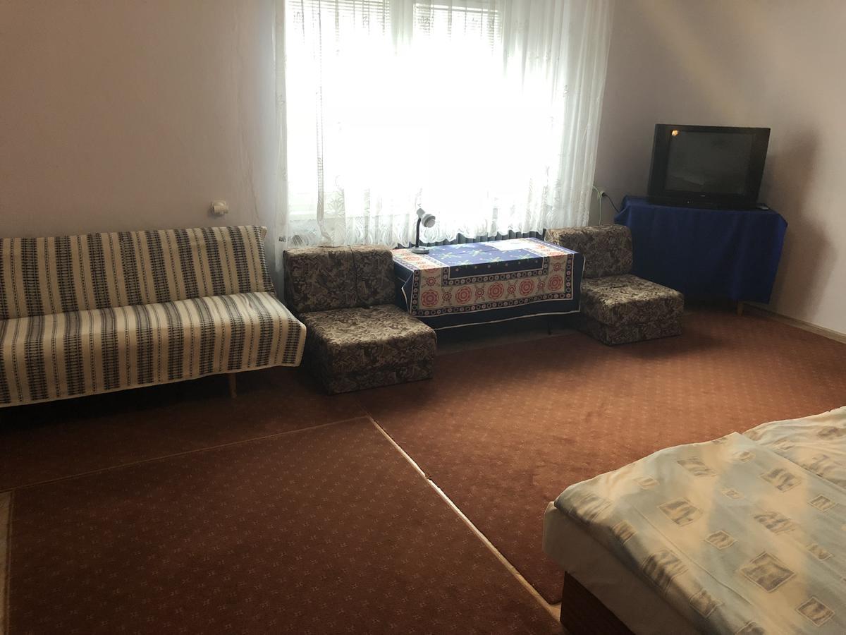Eko Penzion Leo Dudince Exteriér fotografie